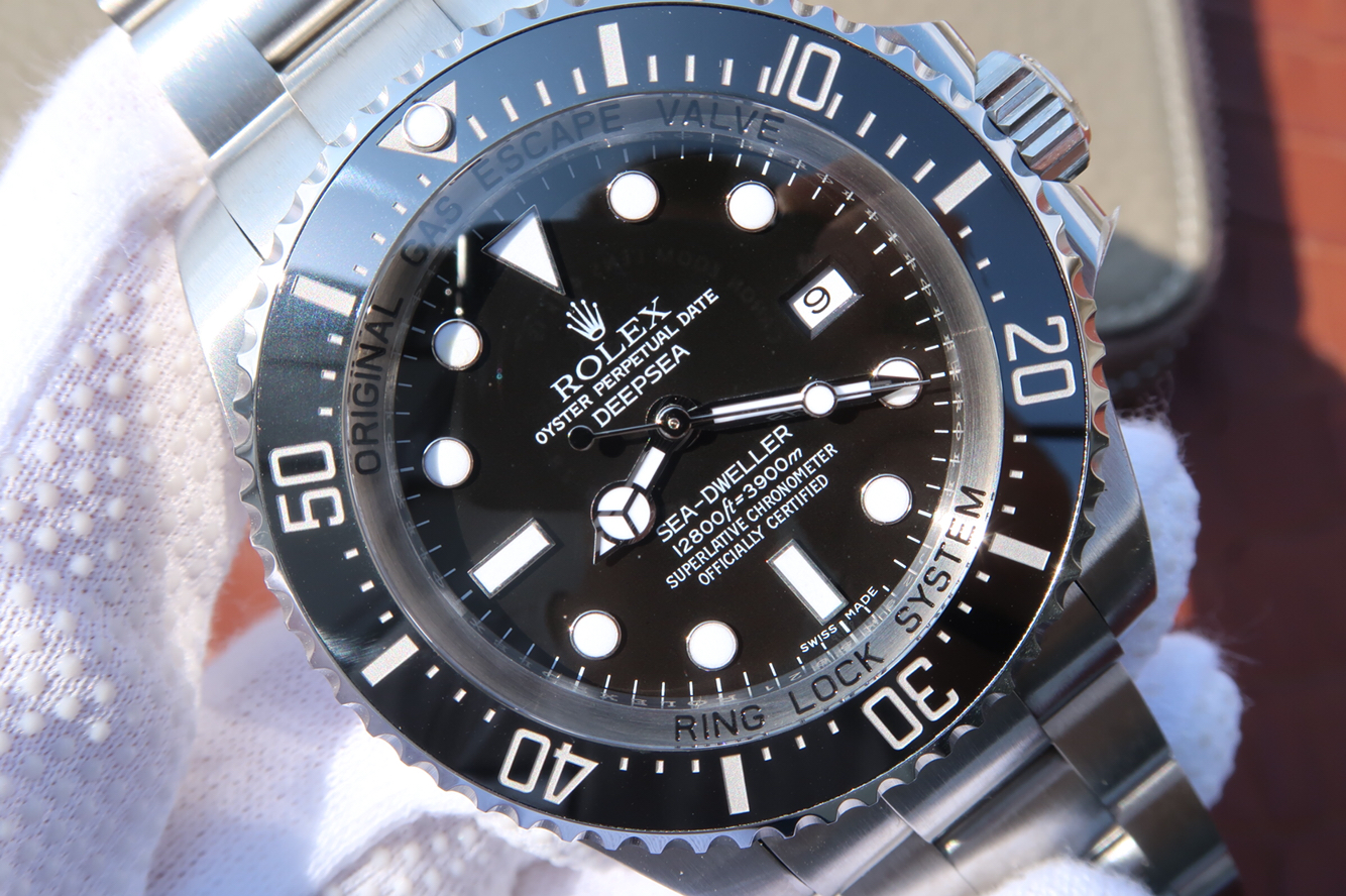 Noob Factory Best Edition Replica Rolex DEEPSEA Sea-Dweller 116660 with ...