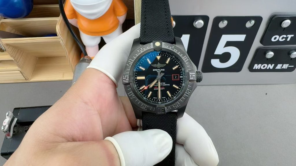 Replica Breitling Avenger Blackbird BLS